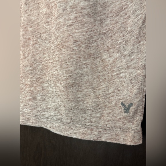 AE  Gray Top - Picture 2 of 7